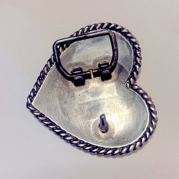 Metal 🩶 HEART 🩶 Belt Buckle - Picture 3 of 5